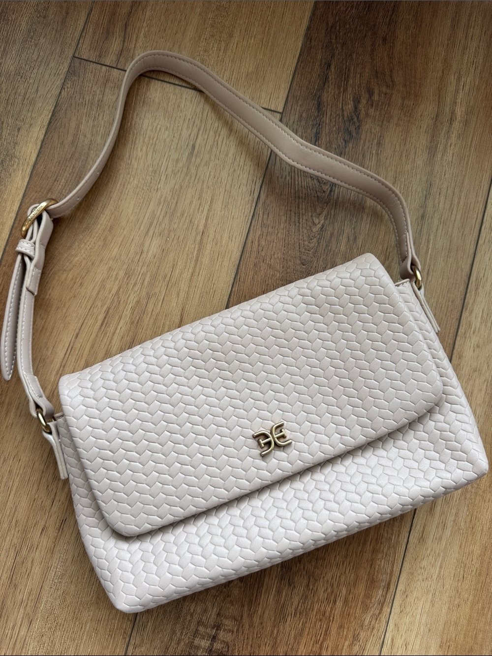 Sam Edelman Beige Woven Shoulder Bag